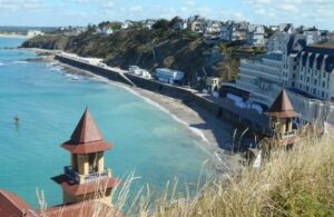 Granville, une sentinelle dans la Manche