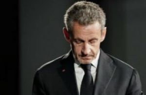 De l’Élysée à l’Incarcération : Quand Nicolas Sarkozy flirtait avec le monde du tourisme