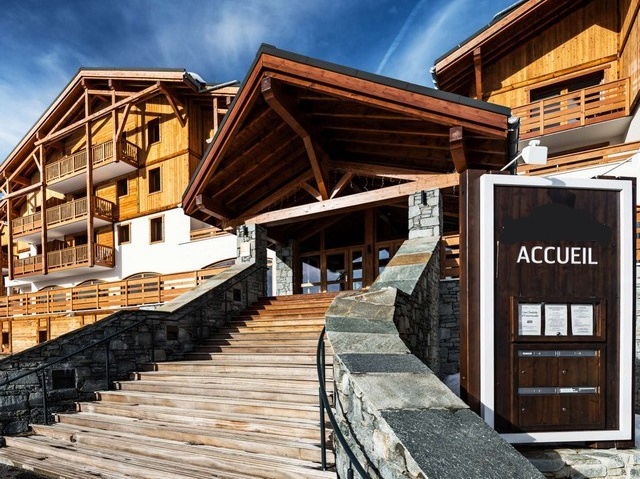 Un Hôtel 4 étoiles village Chalets bientôt pour la Suisse niçoise