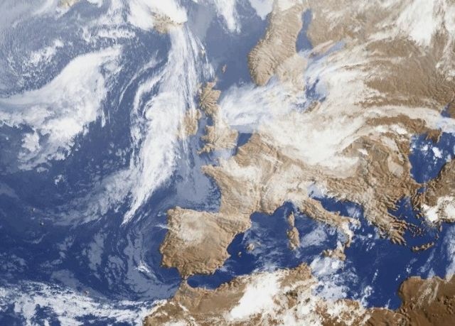 Les vacanciers déçus par la météo
