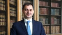 Harry Théoharis sera-t-il le prochain Secrétaire Général de l’Organisation Mondiale du Tourisme (UN Tourism)