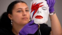 Londres ouvre un musée sur David Bowie