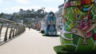 Bretagne, la Menhir Parade en grand