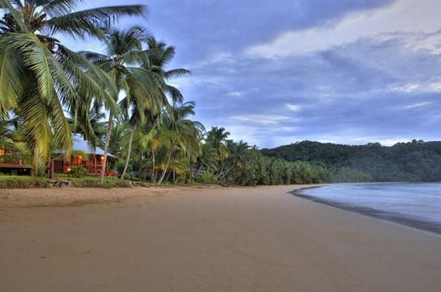 Pourquoi Héliades programme-t-il Sao Tomé ?