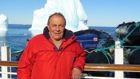 Michel Rocard au Kamtchatka avec le Ponant