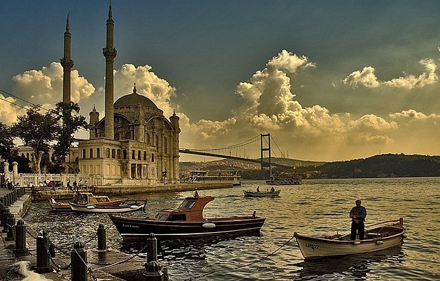 Istanbul éclaire le marché turc