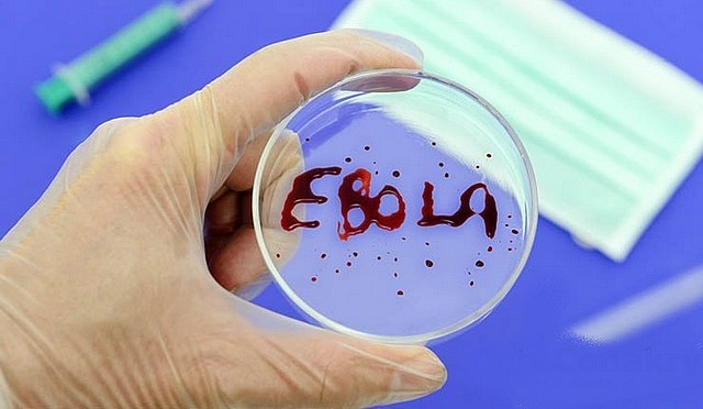 Un plan national contre Ebola