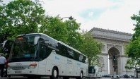 Le stationnement des autocars à Paris remis en cause