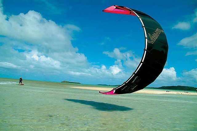 Play Mourouk et le tourisme dans le vent à Rodrigues