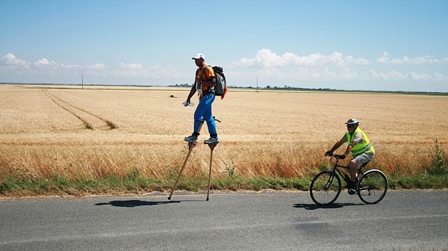 Le pays né de la mer arrive en France
