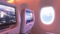 Finnair flirte en rouge