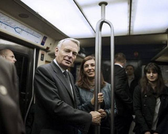 Jean-Marc Ayrault lache 10 millions pour le tourisme