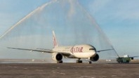 Qatar airways joue au pompier de services