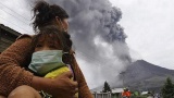 Encore un autre volcan qui gronde en Indonésie