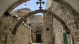 In Jerusalem, the Holy Sepulchre well looped