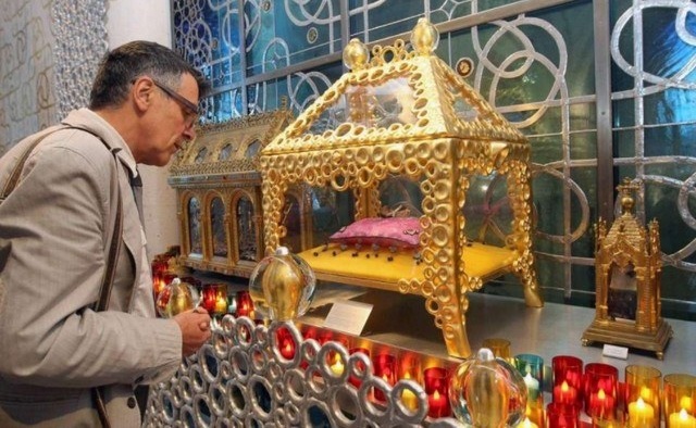 La cathédrale Saint-Pierre d’Angoulême ravive son trésor