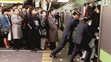 Comment le métro de Tokyo va faire face au tourisme et aux JO 2020 ?