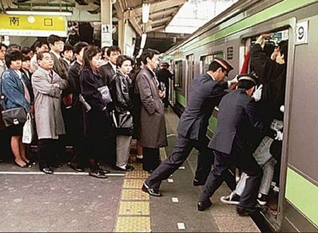 Comment le métro de Tokyo va faire face au tourisme et aux JO 2020 ?