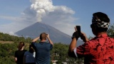 Alerte Tourisme : Le volcan sur Bali est à nouveau entré en éruption
