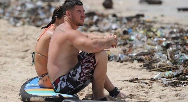 Beach tourism : Bali says goodbye to plastic bags and straws