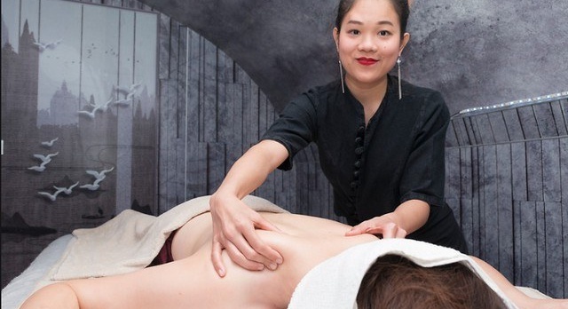 Tourisme & massage thaïlandais : sourire pour être belle