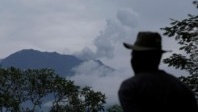 Alerte Tourisme : Le volcan à Bali se réveille à nouveau