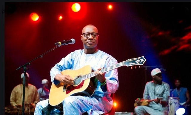 African guitarists : Those sultans of swing