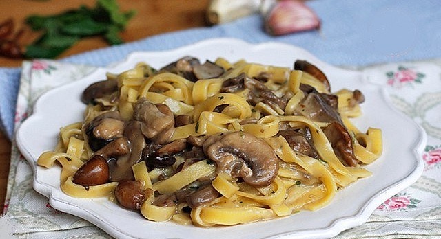 Tagliatelles ai funghi della mamma