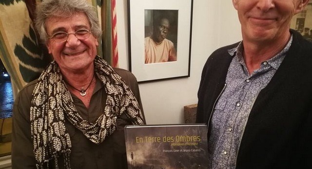 Deux blancs font un noir. Avec les aborigènes d’Australie