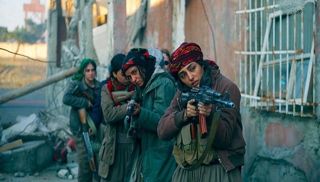 Women soldiers trained in the protection of cultural and tourist property