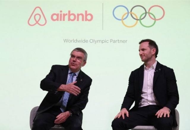 Pourquoi l’accord Airbnb avec le CIO déclenche autant la colère des hôteliers