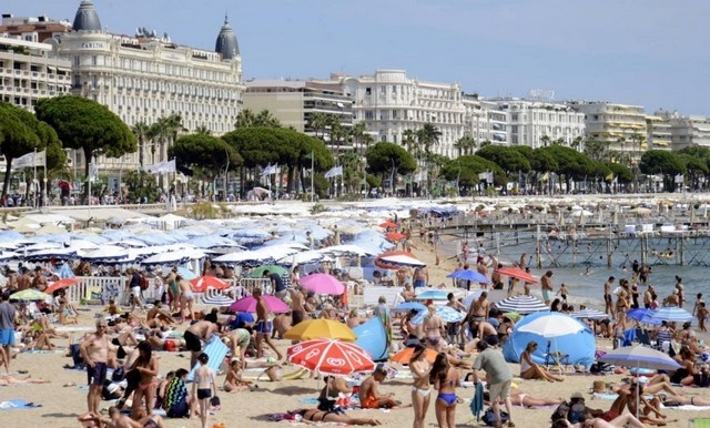 La Côte d’Azur engage une politique contre le sur- tourisme