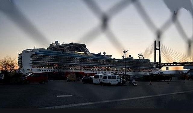 Devinez le coût exorbitant des bateaux de croisières restés à quai