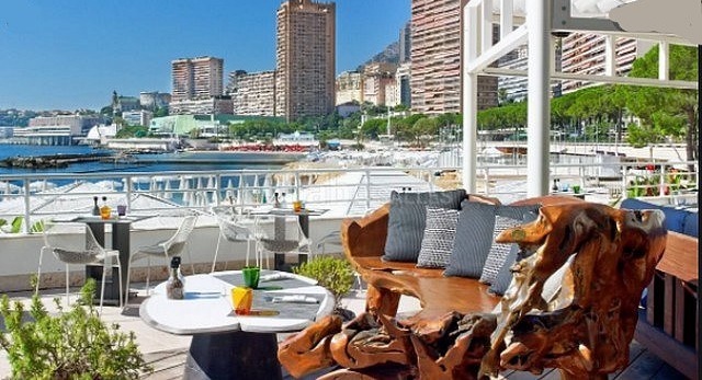 Monaco : un douloureux plan social à l’hôtel Méridien Beach Plaza