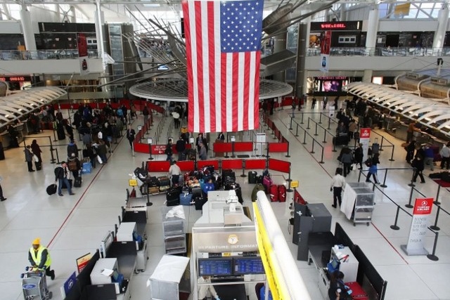 Tourisme aux USA : un milliard pour rénover les aéroports américains !