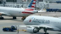 American Airlines passe de Gerald Ford à La Guardia
