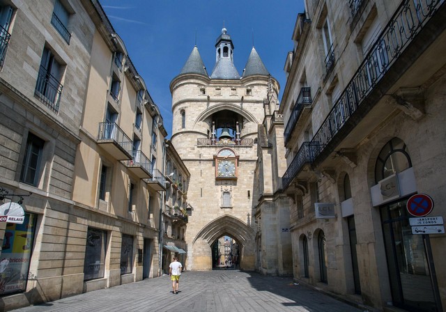 hôtel de ville Saint-Eloi-Grosse-Cloche