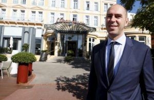 Comment Le nouveau président du Syndicat des hôteliers de la Riviera veut réveiller la profession