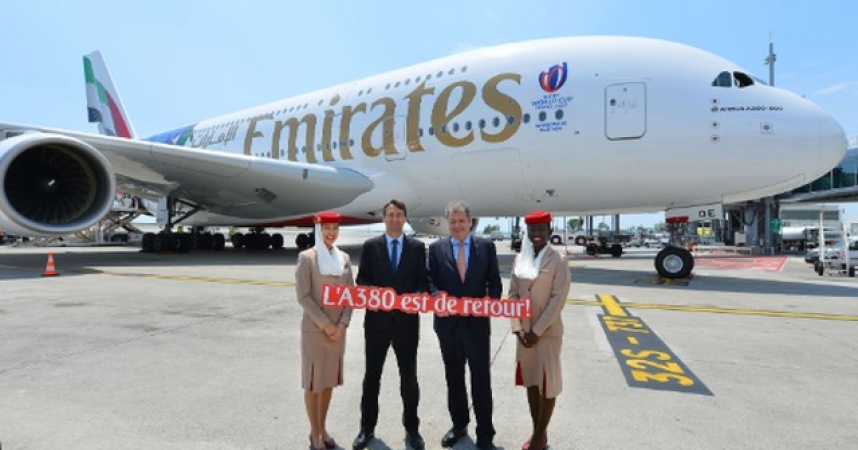 Emirates  dévoile à Nice son A380 relooké et veut y renforcer sa présence