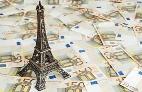 Une fin d&rsquo;année correcte pour le tourisme parisien