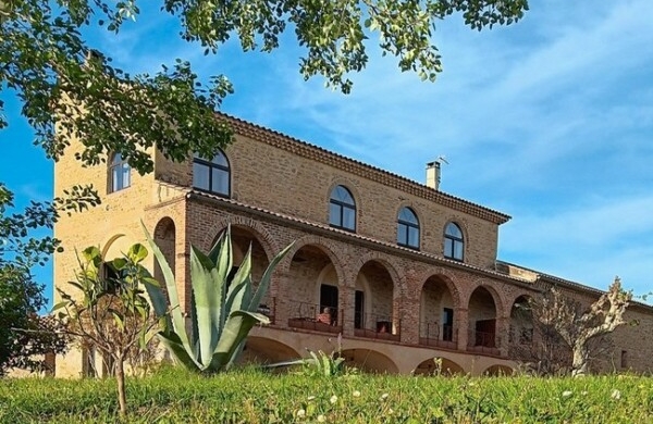 Le Mas D’Asvin, ce Restaurant-Hôtel, joyau de Saint-Christol-lèz-Alès