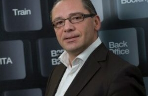 Laurent Briquet arrive chez Theta Travel Technology