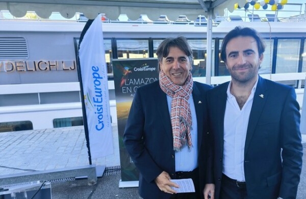 CroisiEurope célèbre ses 50 ans et met le MS R.E. Waydelich sur le devant de la Seine